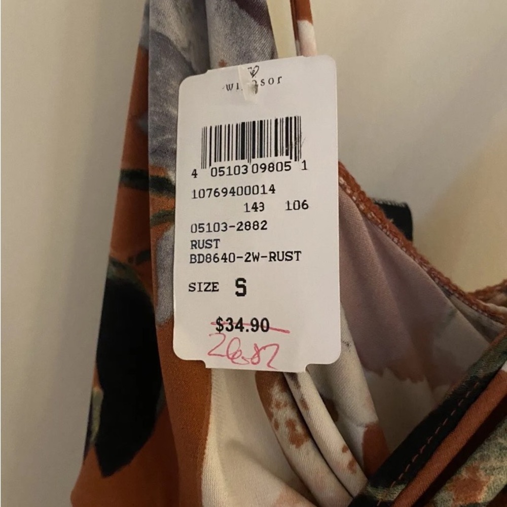 NWT Windsor Floral Dress